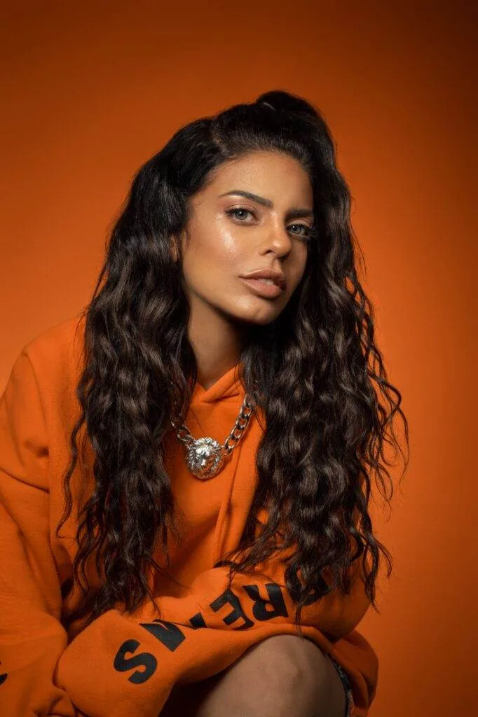 שרית תוספות שיער